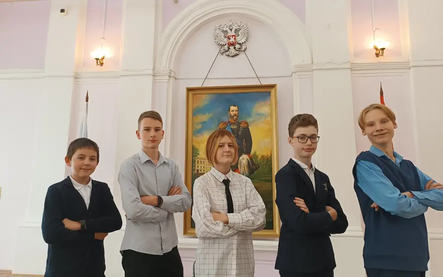 Команда «Brainштурм», Петергофская гимназия императора Александра II, Санкт-Петербург